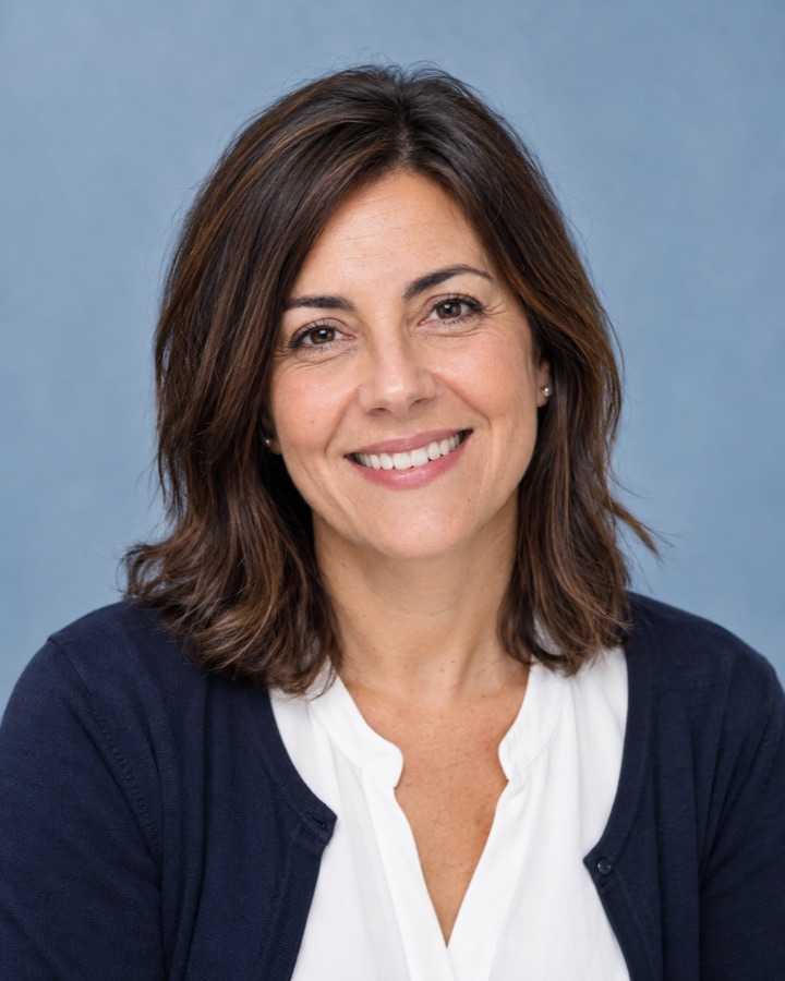 Retrato de Marta Gil, Dirección · Primaria
